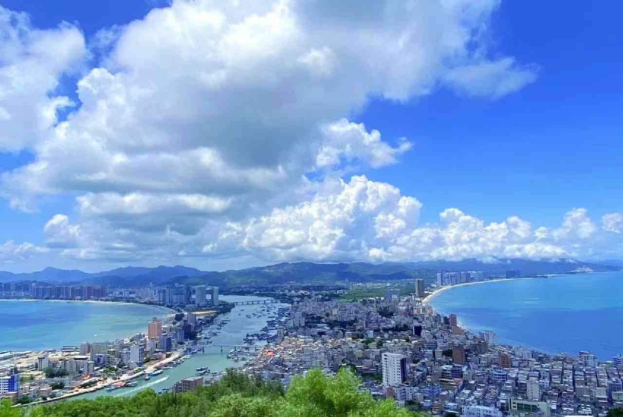 双月湾.jpg