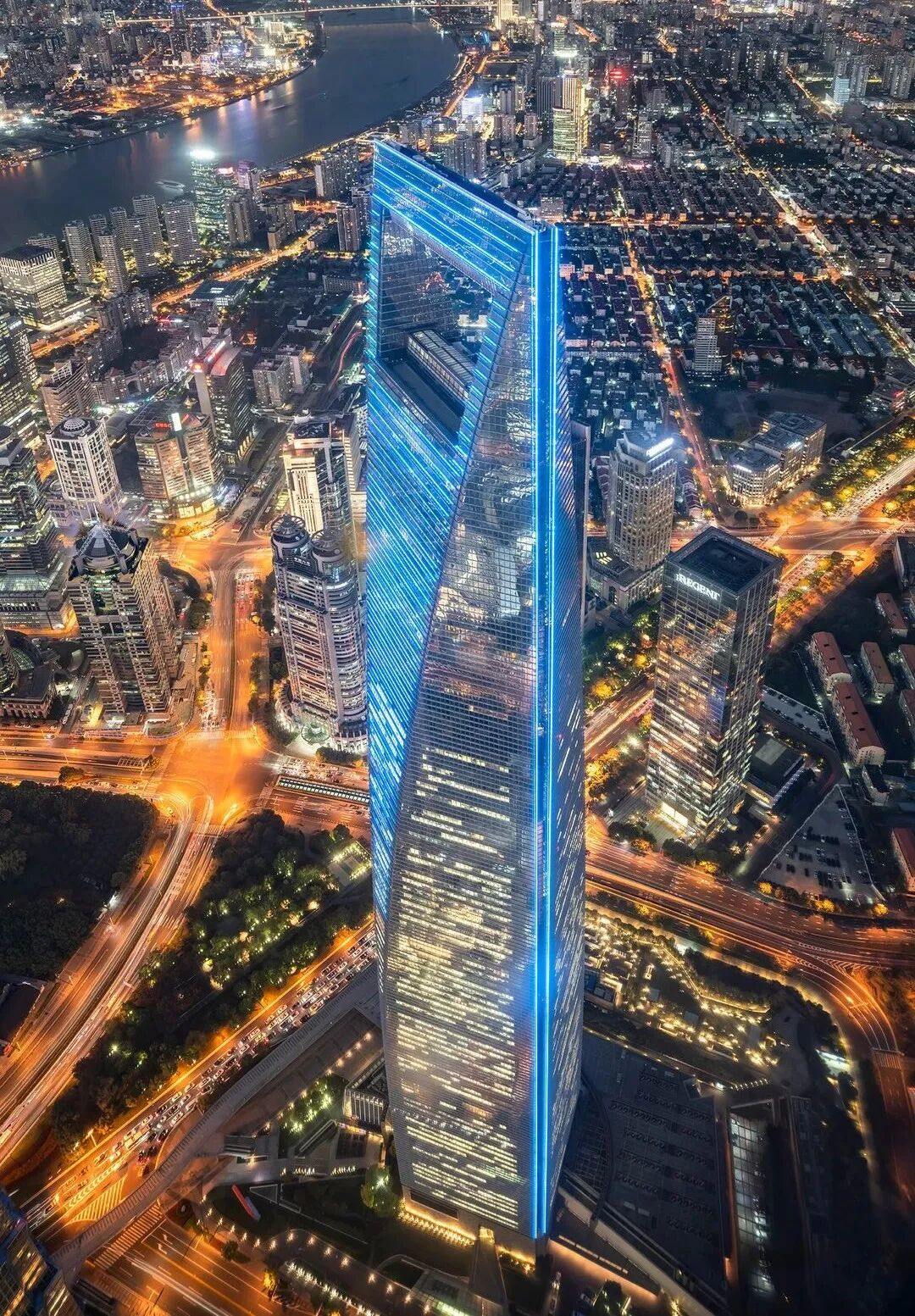 Park-Hyatt-Shanghai-Exterior-Vertical-Low-Resolution.jpg