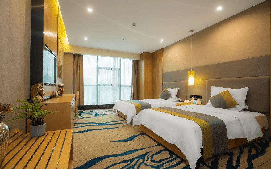 【住宿】毕节(格云秋/君临大酒店或同级)【航班】浦东-毕节ho1095/16