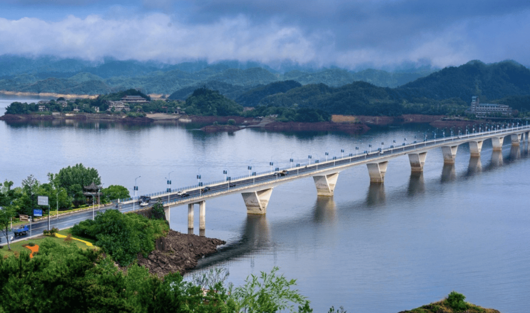 一线湖景76超大阳台