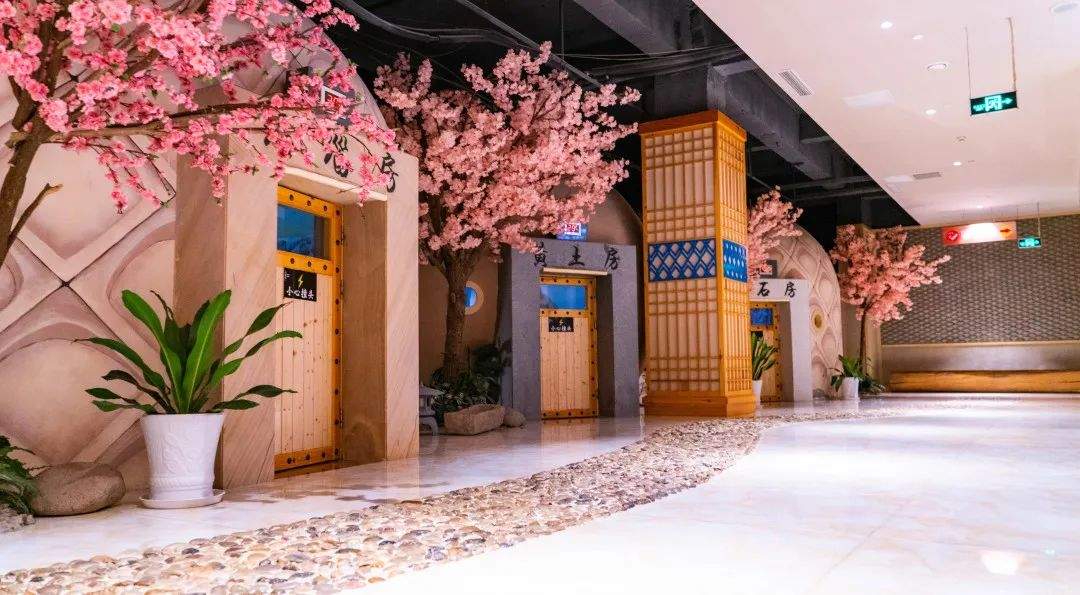 无锡江阴3日双夜游,拈花湾 飞马水城夜景,宿四星设施酒店,巴斯曼温泉