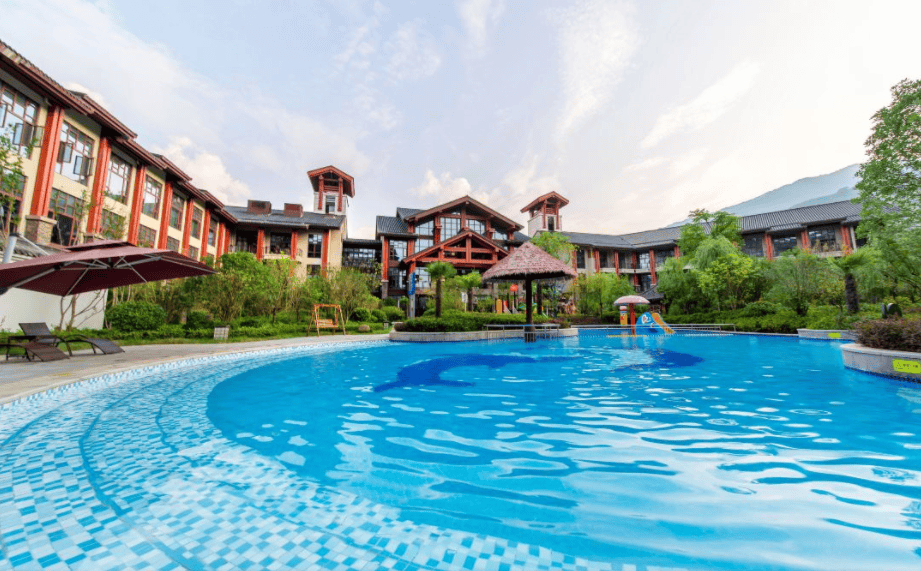 【兔年大吉丨黄山年韵】四天三晚●999元/人●黄山脚下●荣逸度假酒店