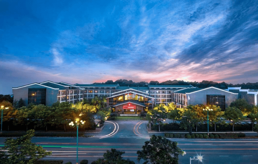 『池州一地 瑶池温泉』九华山温泉度假298元池州温泉美食3日游,九华圣