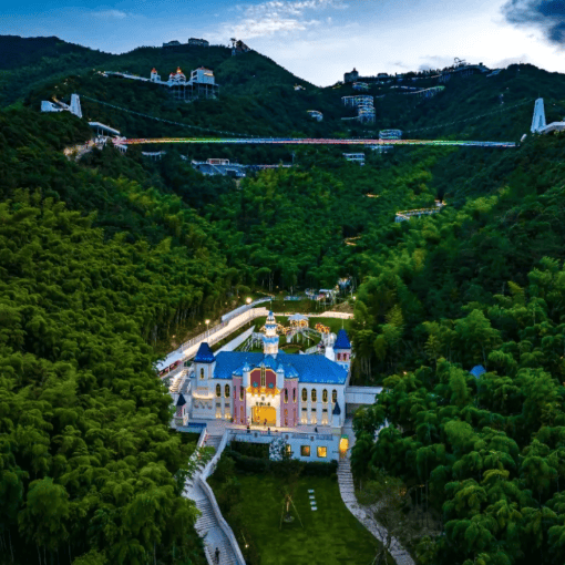 上海出发399元莫干山·铜钹山4天3晚 住2晚携程四钻 逛江南小九寨 一眼望三省 含3早6正赠核心门票