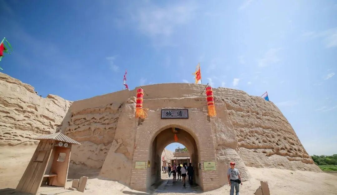 『宁夏&middot;镇北堡西部影视城（清城）』曾经的《大话西游》风靡了一个时|大话西游|镇北堡西部影视城|宁夏_新浪新闻