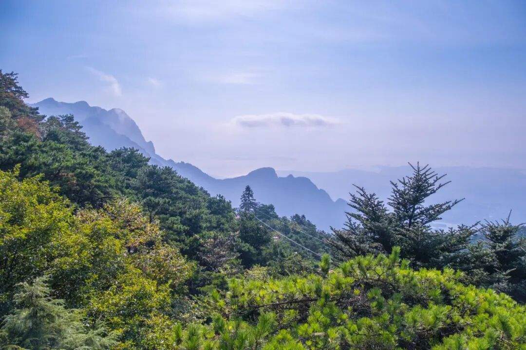 2024含鄱口游玩攻略,当云雾随风在山峰间缓缓飘动...【去哪儿攻略】